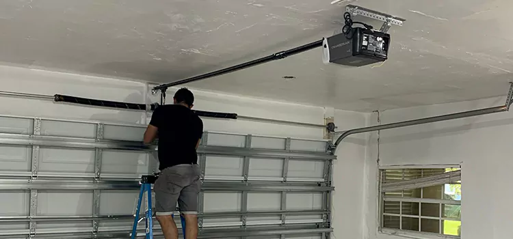 Garage Door Opener Repair Near Me in Sainte-Julienne, QC