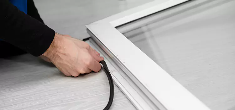 Commercial Door Weather Stripping Sainte-Julienne
