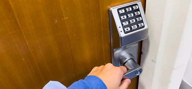 Why Choose Us for Your Keypad Lock Needs in Sainte-Julienne, QC?
